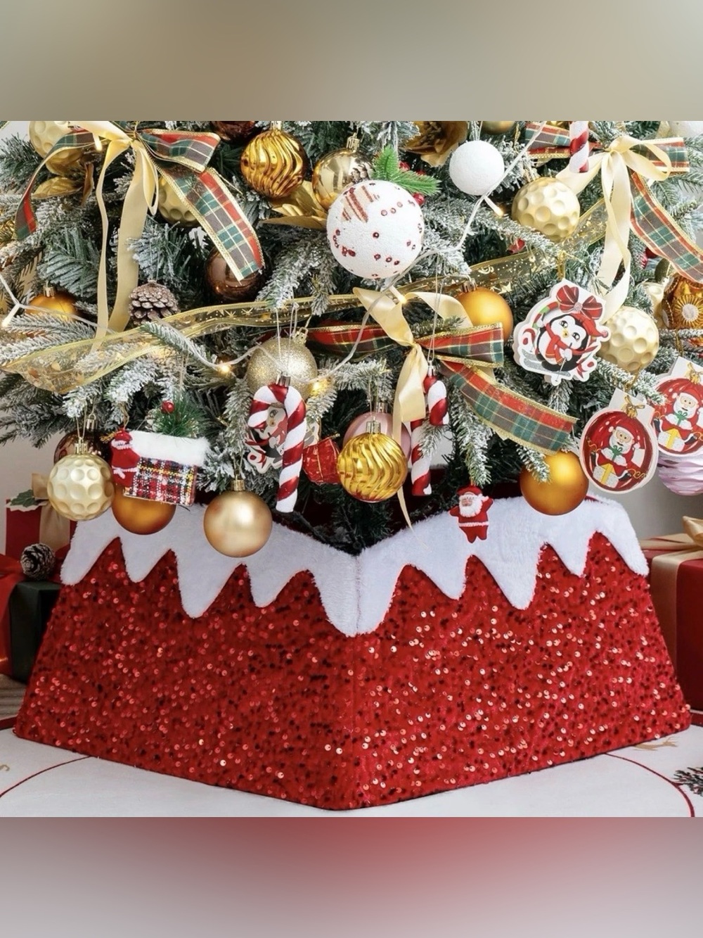 🆕 Square Christmas Tree Collar RED Sequins, Snow Mountain